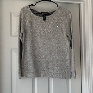 Women’s sweater type blouse